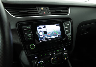 Подержанный автомобиль Skoda Octavia Liftback 2014 года (15 фото)