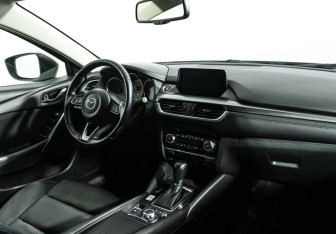 Подержанный автомобиль Mazda 6 Sedan 2016 года (9 фото)