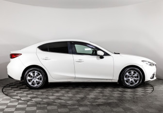 Подержанный автомобиль Mazda 3 Sedan 2013 года (4 фото)