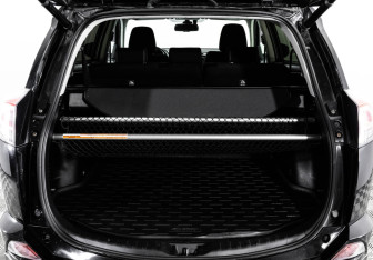 Подержанный автомобиль Toyota RAV4 2018 года (24 фото)