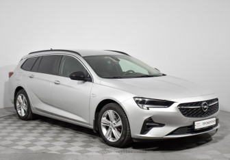 Подержанный автомобиль Opel Insignia Wagon 2020 года (3 фото)