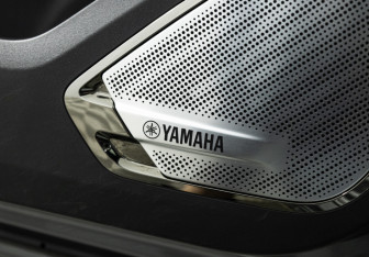 Подержанный автомобиль Zeekr 001 2023 года (22 фото)