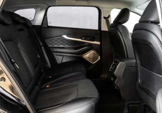 Подержанный автомобиль Exeed TXL 2023 года (22 фото)