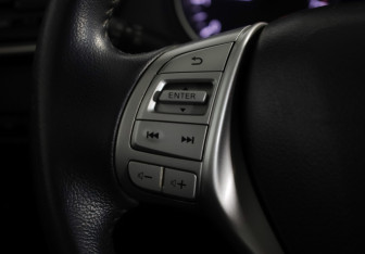 Подержанный автомобиль Nissan X-Trail 2017 года (9 фото)