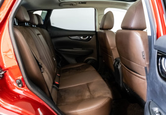 Подержанный автомобиль Toyota RAV4 2019 года (19 фото)