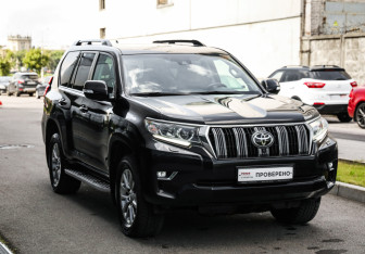 Подержанный автомобиль Toyota Land Cruiser Prado 2018 года (5 фото)