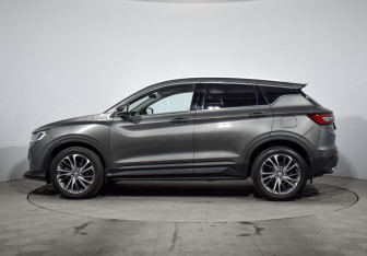 Подержанный автомобиль Geely Coolray 2023 года (8 фото)