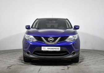 Подержанный автомобиль Nissan Qashqai 2014 года (2 фото)