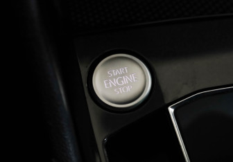 Подержанный автомобиль Volkswagen Tiguan 2020 года (18 фото)