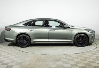 Подержанный автомобиль Geely Preface 2024 года (4 фото)