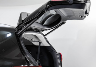 Подержанный автомобиль Kia Sorento 2018 года (32 фото)