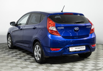 Подержанный автомобиль Hyundai Solaris Hatchback 2013 года (7 фото)