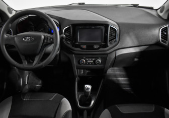 Подержанный автомобиль LADA (ВАЗ) XRAY 2017 года (15 фото)