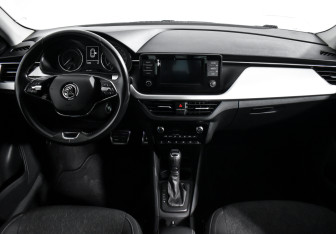 Подержанный автомобиль Skoda Rapid Liftback 2020 года (14 фото)