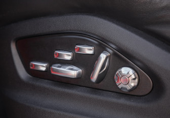 Подержанный автомобиль Porsche Cayenne 2019 года (29 фото)
