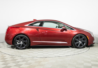 Подержанный автомобиль Cadillac ELR Fastback 2014 года (4 фото)