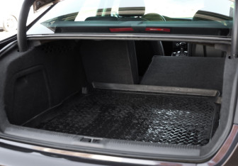 Подержанный автомобиль Audi A4 Sedan 2013 года (25 фото)