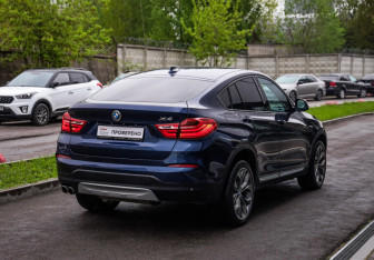 Подержанный автомобиль BMW X4 2014 года (6 фото)