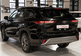Новый Toyota Highlander 2025 (6 фото)