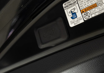 Подержанный автомобиль Toyota RAV4 2019 года (20 фото)