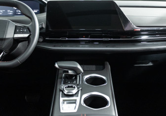 Подержанный автомобиль Changan CS55PLUS 2024 года (14 фото)