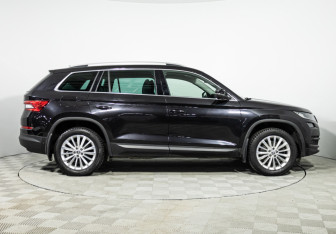 Подержанный автомобиль Skoda Kodiaq 2017 года (4 фото)