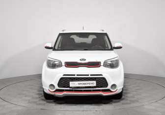 Подержанный автомобиль Kia Soul 2016 года (2 фото)