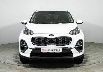 Подержанный автомобиль Kia Sportage 2021 года (2 фото)
