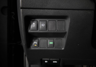 Подержанный автомобиль Nissan Qashqai 2017 года (16 фото)