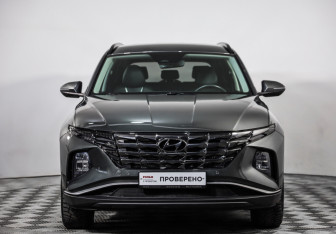 Подержанный автомобиль Hyundai Tucson 2022 года (2 фото)