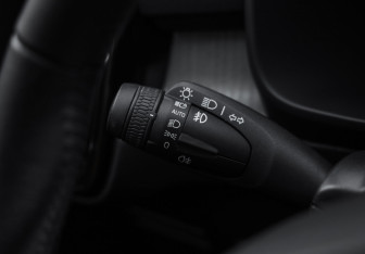 Подержанный автомобиль Volvo XC40 2021 года (24 фото)