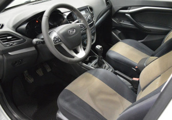 Подержанный автомобиль LADA (ВАЗ) Vesta Sedan 2021 года (10 фото)