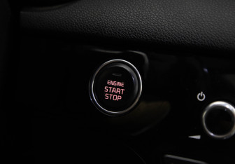 Подержанный автомобиль Kia Sportage 2016 года (13 фото)