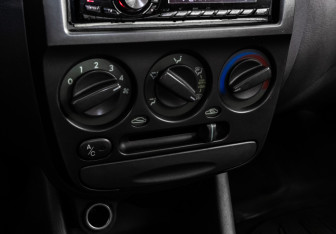 Подержанный автомобиль Hyundai Accent Sedan 2007 года (13 фото)