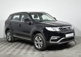 Подержанный автомобиль Geely Atlas 2018 года (3 фото)