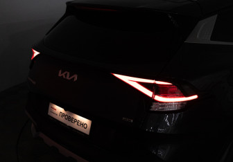 Подержанный автомобиль Kia Sportage 2025 года (27 фото)