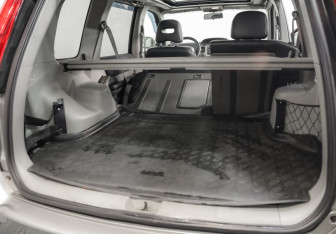 Подержанный автомобиль Nissan X-Trail 2006 года (24 фото)