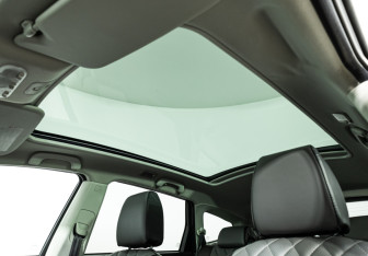 Подержанный автомобиль Nissan Qashqai+2 2011 года (15 фото)