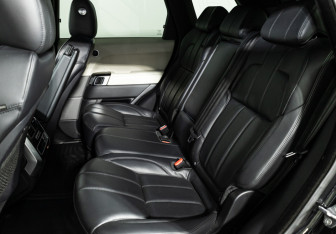 Подержанный автомобиль Land Rover Range Rover Sport 2015 года (10 фото)