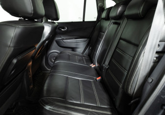 Подержанный автомобиль Renault Koleos 2012 года (10 фото)