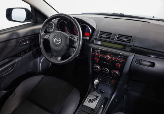 Подержанный автомобиль Mazda 3 Sedan 2008 года (7 фото)
