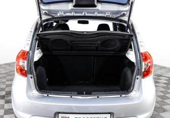 Подержанный автомобиль Datsun mi-DO 2019 года (19 фото)