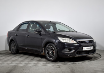 Подержанный автомобиль Ford Focus Sedan 2008 года (3 фото)