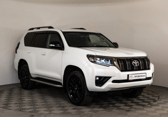 Подержанный автомобиль Toyota Land Cruiser Prado 2021 года (3 фото)