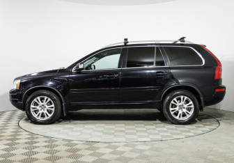 Подержанный автомобиль Volvo XC90 2012 года (8 фото)