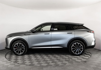Подержанный автомобиль Exeed RX 2023 года (10 фото)
