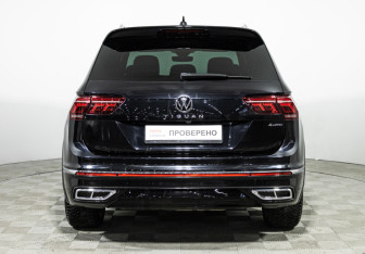 Подержанный автомобиль Volkswagen Tiguan 2020 года (6 фото)