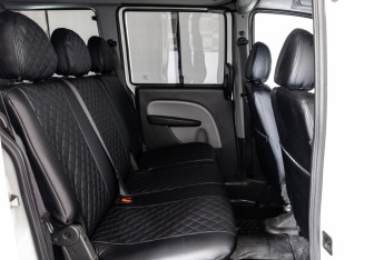 Подержанный автомобиль Fiat Doblo 2012 года (18 фото)