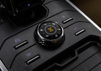 Подержанный автомобиль Jetour T2 2024 года (17 фото)