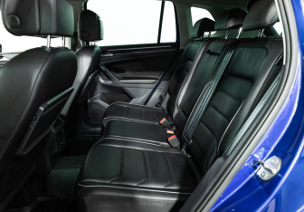Подержанный автомобиль Volkswagen Tiguan 2018 года (10 фото)